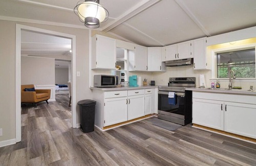 Waxhaw Casa | Cozy Party House in the woods
