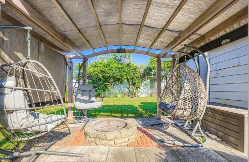 Sandalwood Casa | Cozy Patio Retreat by SkyRun Jacksonville