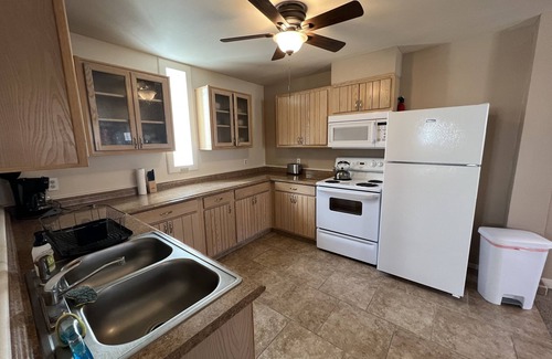 Alamosa Casa | Cozy, peaceful home in quiet neighborhood. Permit #03015