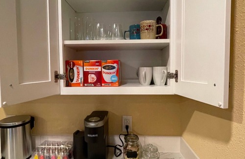 Columbia City Casa | Cozy, pet friendly, 2 bedroom suite in S. Seattle