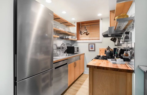 Phinney Ridge Apartamento | Cozy, Pet Friendly Apartment Close to Pike Place Market, Space Needle, & more!