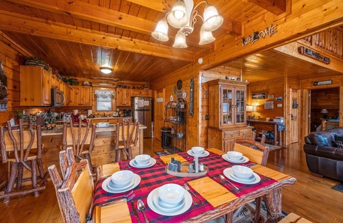 Sevierville Cabina | Cozy Pigeon Forge Cabin