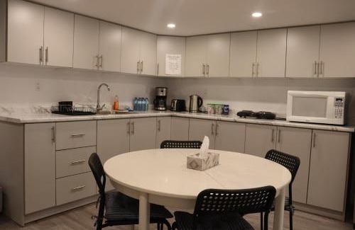 Thorold Apartamento | Cozy place, 15 min to Niagara Falls & USA border.