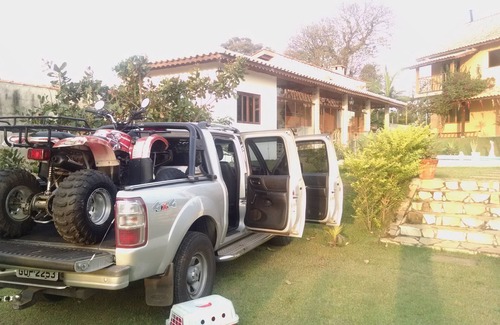 Piracaia Casa | Lugar acogedor con piscina y barbacoa.
