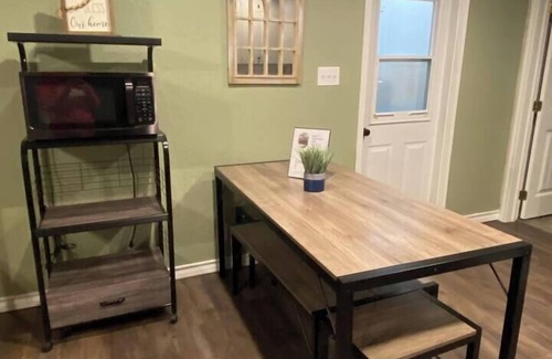 Pleasanton Casa | Cozy Pleasanton Cottage – Huge Monthly Discount