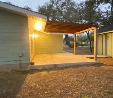 Pleasanton Casa | Cozy Pleasanton Cottage WeeklyMonthly Options