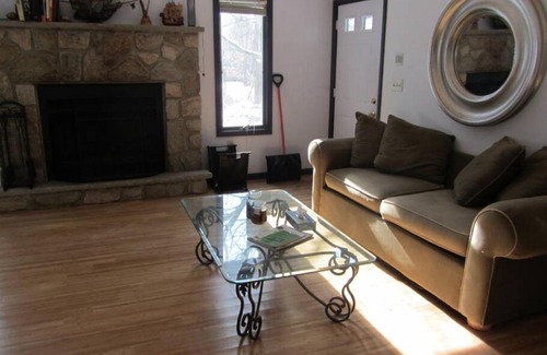 Albrightsville Casa | Cozy Pocono Cottage near Jack Frost Jim Thorpe