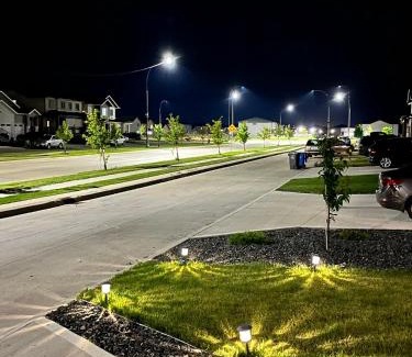 Fort Gary Apartamento | Cozy Private 1 bedroom basement suite - free parking and free Wifi