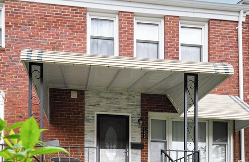 Loch Raven Casa | Cozy Private 2 Bedroom w/ Shared Wash & Dryer by Golf Course, Univ, & Hospitals