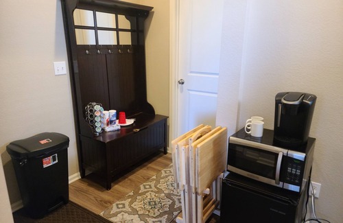 Belle Creek Casa | Cozy private bedroom and bathroom