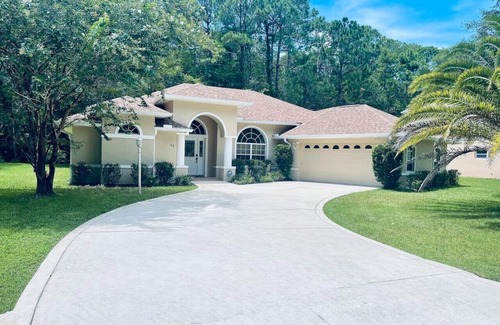 Palm Coast Casa | Cozy, Private Home Close to the I95 Exit 284