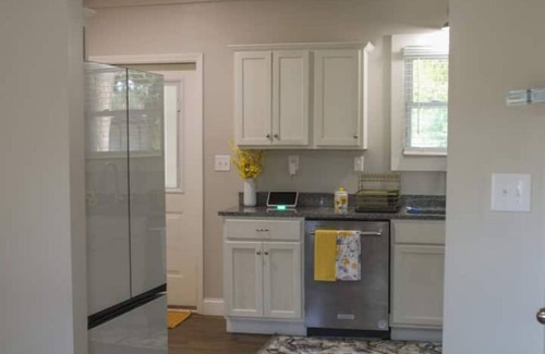 Warner Robins Casa | Cozy & Private home w/ in-ground pool