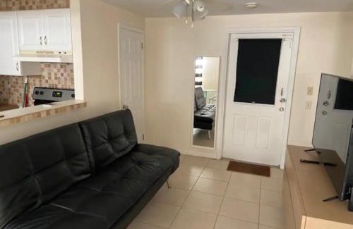 West Little Havana Casa | Cozy Private House near Miami Airport - Free parking - 02