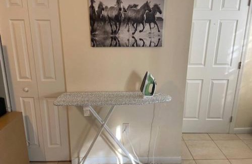 West Little Havana Casa | Cozy Private House near Miami Airport - Free parking - 02
