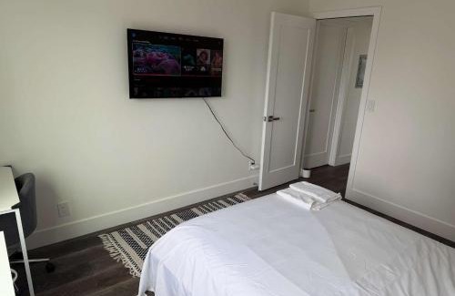 Parkside Casa | Cozy Private Room in Modern Homestay