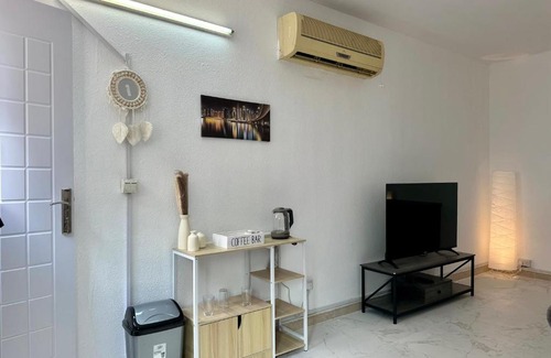 Jumeirah Casa | Cozy private room in Jumeirah villa near the Beach