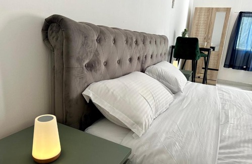 Jumeirah Casa | Cozy private room in Jumeirah villa near the Beach
