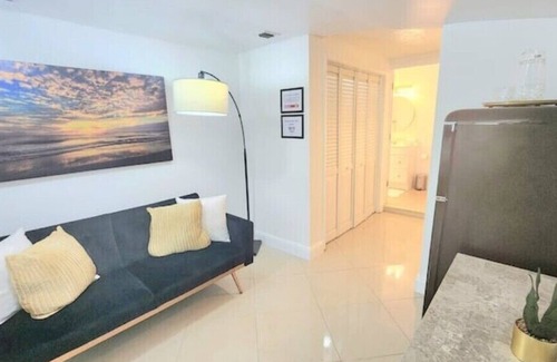 Highland Garden Casa | Cozy private studio well located in Hollywood, Fl
