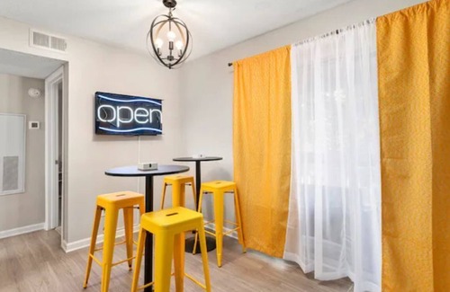 Matthews Apartamento | Cozy Queen City Getaway | 15 minutes from Uptown