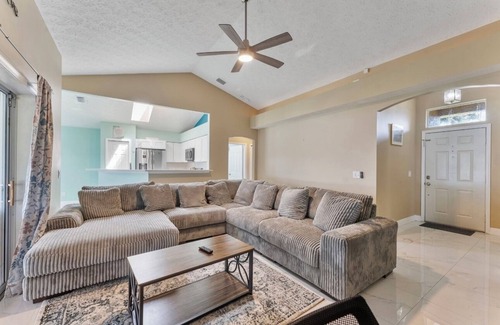 Port Saint Lucie Casa | Cozy Quiet 3 BR 2 BA Near I-95!