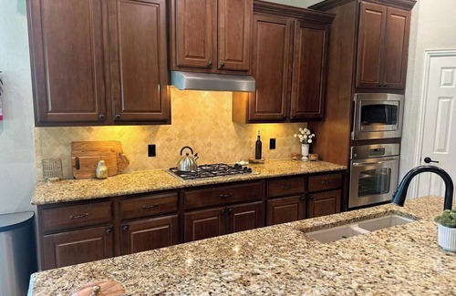Sterling Ridge Casa | Tranquila casa de 4 dormitorios y 3,5 baños en The Woodlands