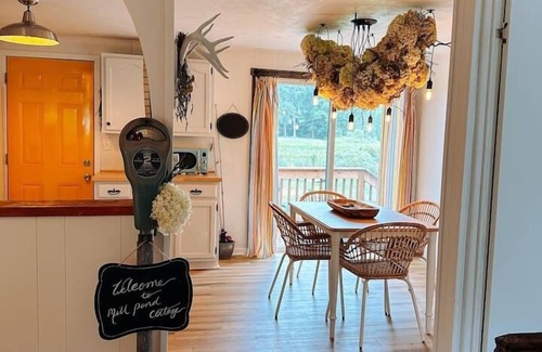 Dowagiac Casa | Cozy Quiet at Mill Pond Cottage