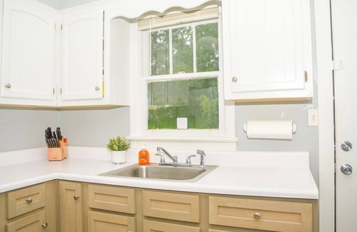 Saint Elmo Casa | Cozy Quiet Cottage on the Coast
