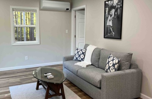 Deer Isle Cabaña | Cozy quiet Cottage
