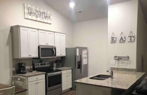 Youngsville Casa | Cozy quiet family home
