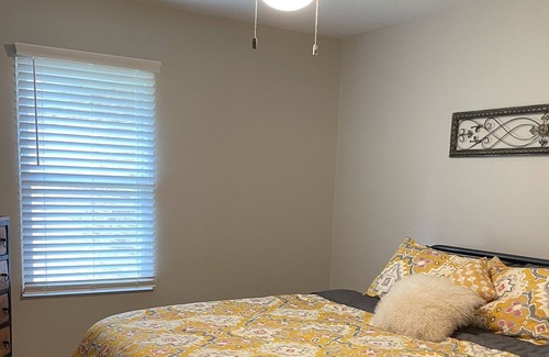 Lynchburg Casa | Cozy/Quiet Home- 10 Minute Walk to Beautiful Downtown Lynchburg