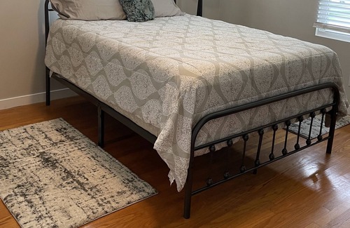 Lynchburg Casa | Cozy/Quiet Home- 10 Minute Walk to Beautiful Downtown Lynchburg
