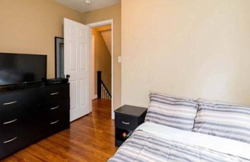 Brooklyn Casa | Cozy Quiet House,off Highway, 10m To Downtown Baltimore/Orioles & Ravens Stadium