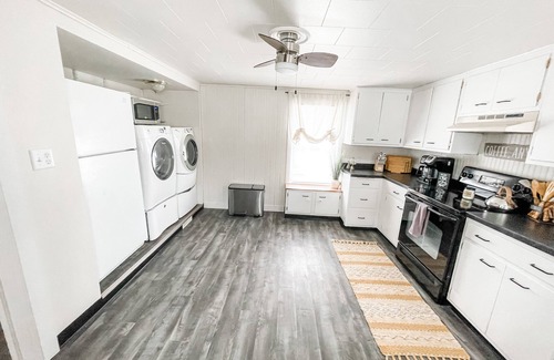 Oshkosh Casa | Cozy & Quiet; Oshkosh Hidden Gem