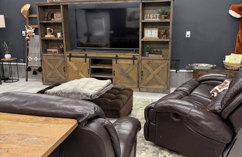West Jordan Casa | Cozy, quiet, safe, rustic getaway in West Jordan, Utah with a private hot tub.