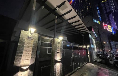 Taman Century Casa | Cozy R7R6 #Room 2pax #1min walk to KSL #Bathroom