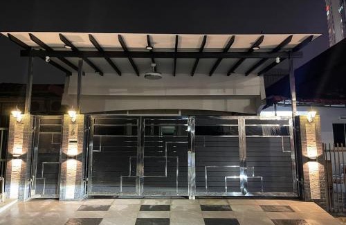 Taman Century Casa | Cozy R7R6 #Room 2pax #1min walk to KSL #Bathroom