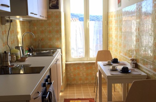 Genzano di Roma Apartamento | Refugio acogedor en Genzano Centro Histórico de la Ciudad