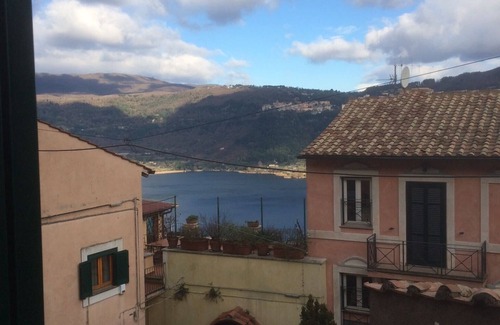 Genzano di Roma Apartamento | Refugio acogedor en Genzano Centro Histórico de la Ciudad