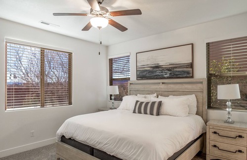Santa Clara Casa | Cozy Remodeled Family & Pet Friendly Retreat In Paradise Village - 🥾& 🚵‍♀️
