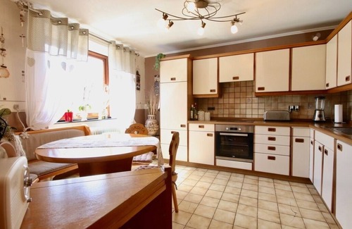 Weweler Casa | Cozy renovated house 5 minutes from Ravel