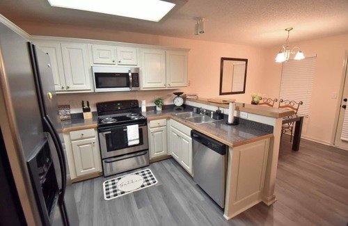 Winder Casa | Cozy Renovated Winder Townhouse