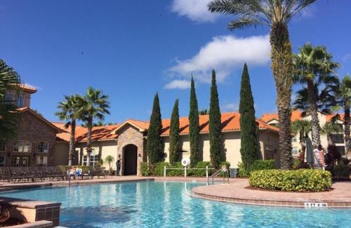Four Corners Apartamento | COZY RESORT CONDO NEAR TOP ATTRACTIONS IN ORLANDO