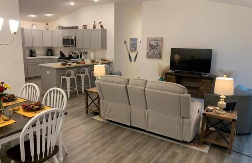 Okahumpka Casa | Cozy Retreat at Loon's Landing