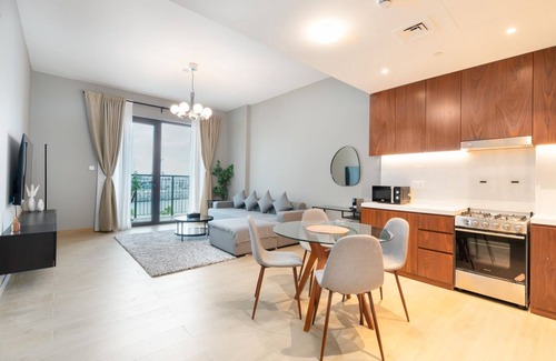 Jumeirah Apartamento | Cozy Retreat at Port De La Mer Beach