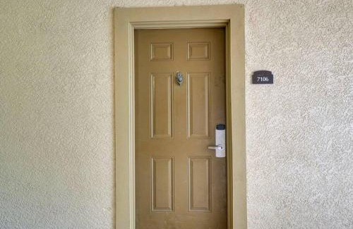 Four Corners Apartamento | Cozy Retreat - Close to Disney & Golf