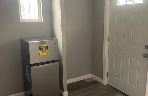 Antioch Casa | Cozy Retreat for Travel Nurses: 1 Bedroom, 1 Bath in Charming Home!