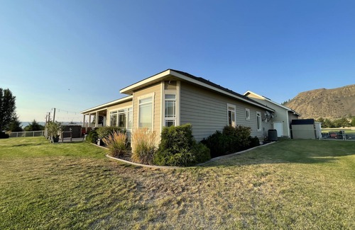 Electric City Casa | Cozy retreat in beautiful Coulee.