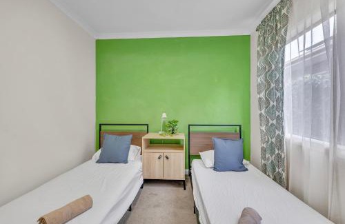 Craigieburn Casa | Cozy Retreat in the Heart of Craigieburn