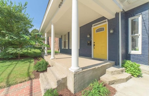 North Upper Street Casa | Cozy Retreat Near Downtown. Great Walkability!