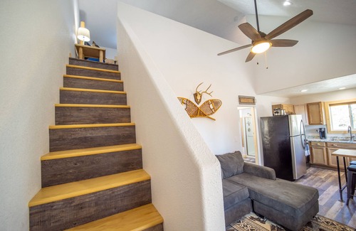 Kalifornsky Casa | Cozy retreat near Kenai Rvr-2Q&1F bed-w/loft #2